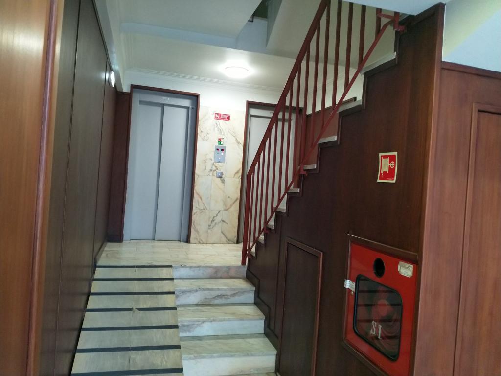 Apartment + Office area PIP for Apartment Area 145m2 with private parking for 2 cars