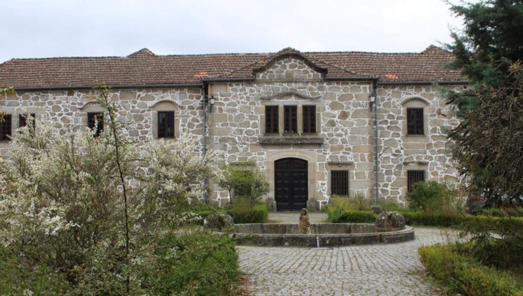 Estate with Agri-food Production Potential for: Senior Residence / Hotel / Tourism and  Events  (with apple orchard, 10 acre)