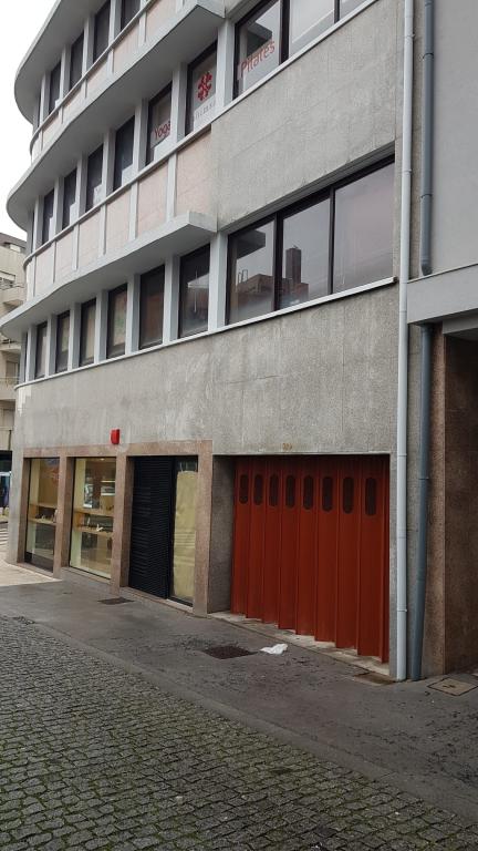 Apartment + Office area PIP for Apartment Area 145m2 with private parking for 2 cars